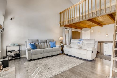 18946 Mercer Dr, Aurora, CO 80013-3667