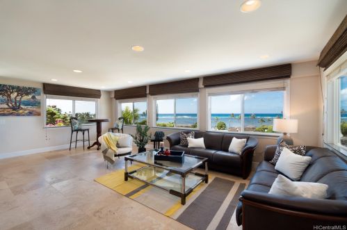 4990 Poola St, Honolulu HI  96821-1458 exterior