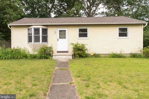 607 Herbert Rd, Browns Mills, NJ 08015-3768