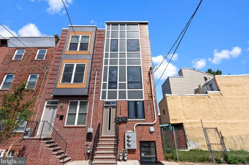 2503 Mascher St, Philadelphia, PA 19133-3823