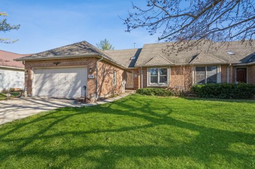 134 Pitz Ln, Batavia, IL 60510-1683