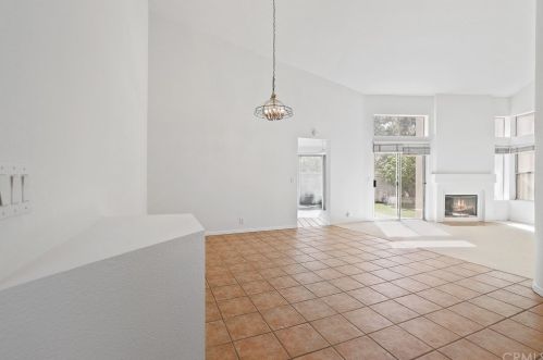 18 Del Livorno, Irvine, CA 92614-5364