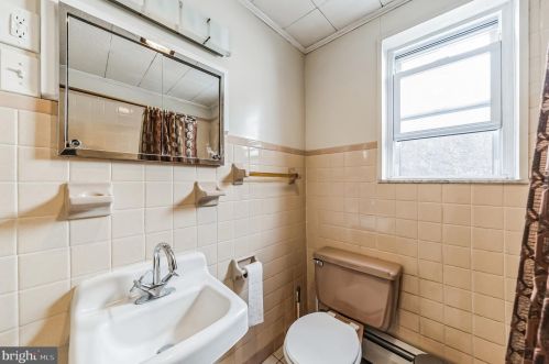 1917 10th St, Philadelphia PA 19148-2358 exterior