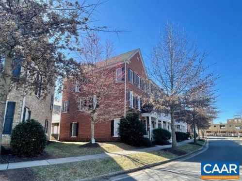 385 Claremont Ln, Crozet, VA 22932-3378