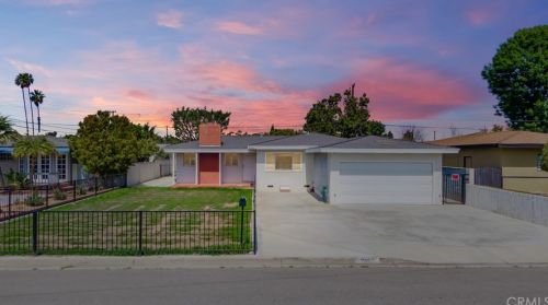 2863 Bridgeport Ave, Anaheim CA  92804-2047 exterior