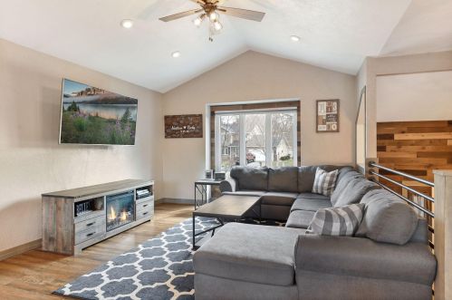 5727 126th St, Saint Paul MN  55124-8210 exterior