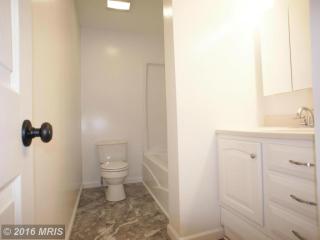 122 Carnival Dr, Taneytown MD  21787-2414 exterior