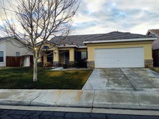45705 Knightsbridge St, Lancaster, CA 93534-5153