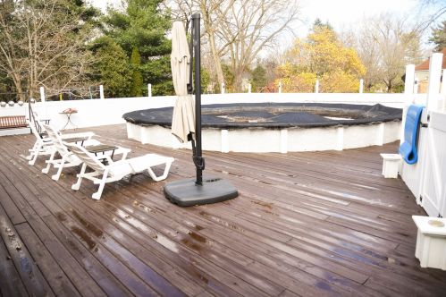 8342 Main St, Nelson IL  61021-9406 exterior