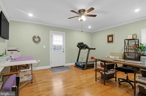 525 Park Blvd, Haddonfield NJ  08033-2938 exterior