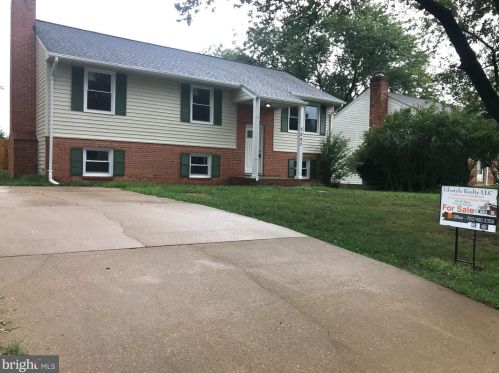 5082 Blarney St, Fredericksburg, VA 22407-6504