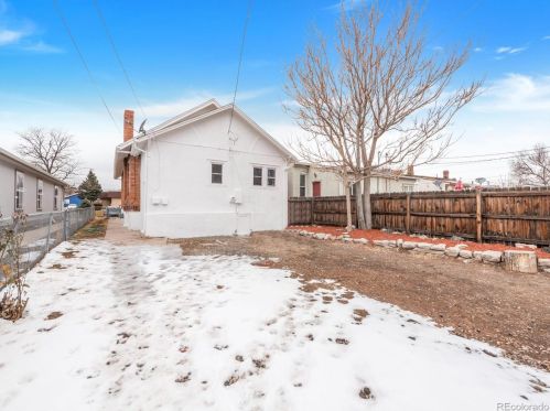 1440 Knox Ct, Denver CO  80204-1648 exterior