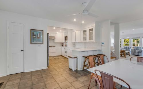 2201 Palm Blvd, Isle Of Palms SC  29451-2349 exterior