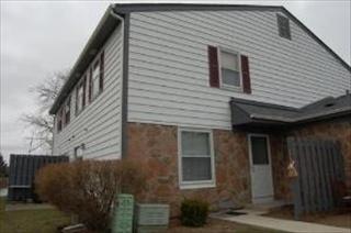 1121 Boston Hbr, Schaumburg IL  60193-4206 exterior