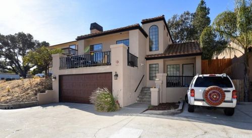 1694 Wilson St, San Luis Obispo, CA 93401-2534