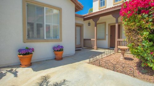 17677 Cedarwood Dr, Riverside CA  92503-7038 exterior