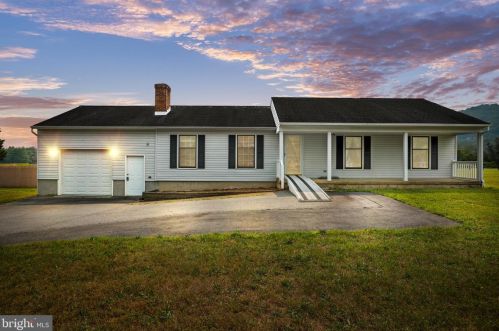 1750 Thurston Dr, Crozet, VA 22932-9609