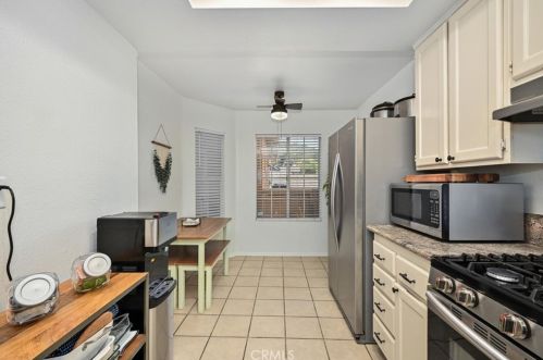 889 Sapphire Ln, Anaheim CA  92807-4864 exterior