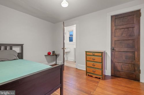 445 Duke St, Lancaster PA  17602-4205 exterior