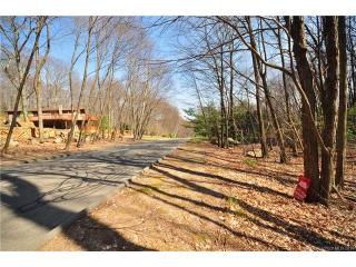 169 Robin Dr, Collinsville, CT 06019-3731