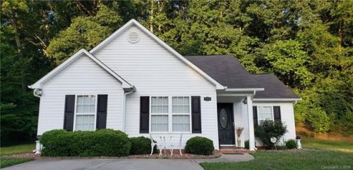 146 Addison Pl, Bells Cross Roads, NC 28166-9620