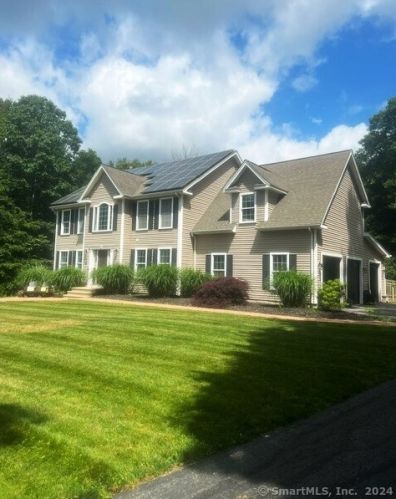 91 Cirillo Dr, Colchester, CT 06415-1889