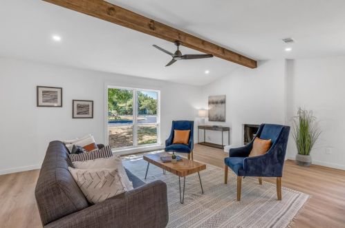 8408 Cayuga Dr, Austin TX 78749-3972 exterior