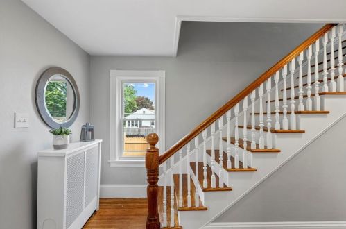 158 Tidewater Dr, Warwick RI  02889-4622 exterior