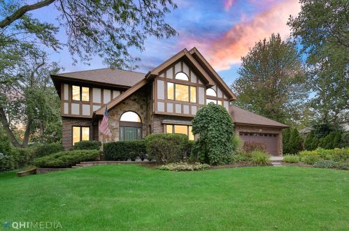 618 Hillside Rd, Glenview, IL 60025-3919