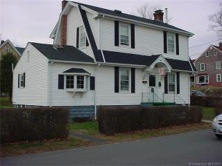 34 Yale St, Watertown, CT 06779-1940