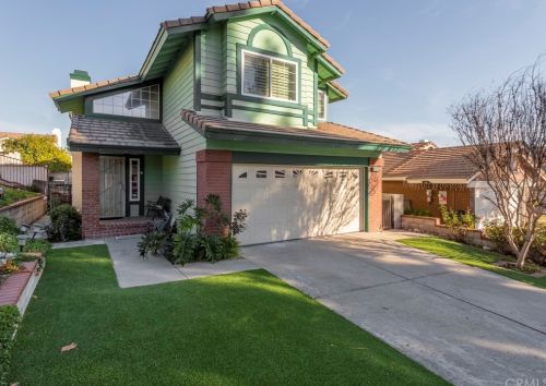 6111 Muscat Pl, Rancho Cucamonga, CA 91737-3872