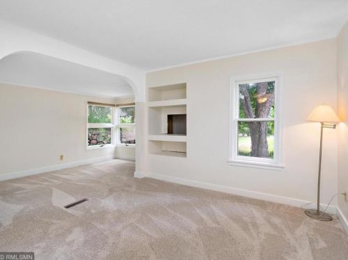 2299 Carver Ave, Saint Paul MN  55119-5915 exterior
