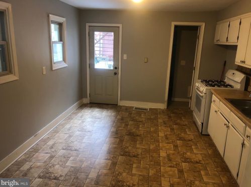 123 Louther St, Carlisle PA  17013-3028 exterior