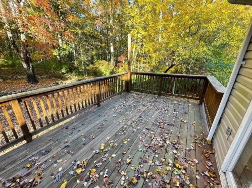 57 White Birch Cir, Niantic CT  06357-1610 exterior