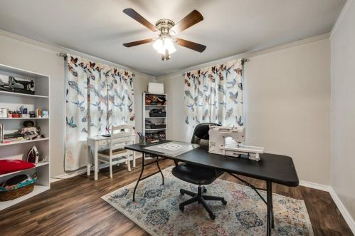 2817 Sierra Dr, Fort Worth TX 76116-3917 exterior