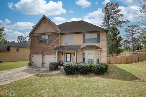 9100 Gallitin Dr, Porterdale, GA 30014-3035