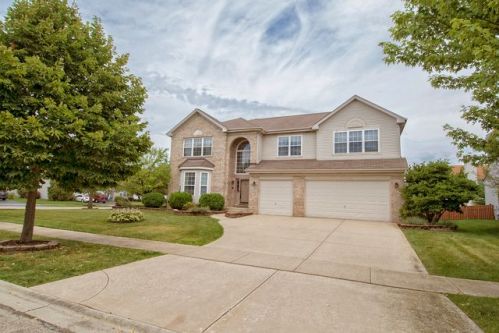 2190 Muirfield Trl, Lemont, IL 60490-4911
