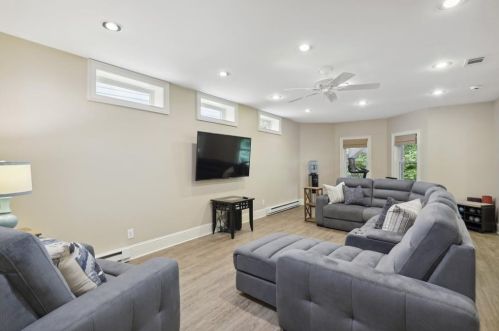 1520 Markan Dr, Atlanta GA  30306-2226 exterior