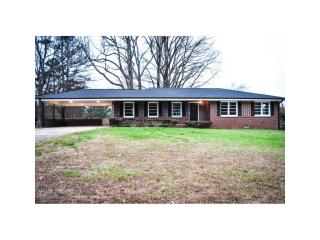 3211 Clifton Church Rd, Atlanta GA  30316-4945 exterior