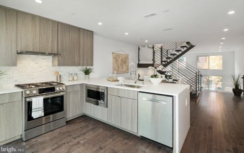 1344 19 St, Philadelphia PA  19146-4665 exterior