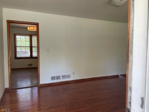 6269 Flamingo Way, Morrow, GA 30260-1609