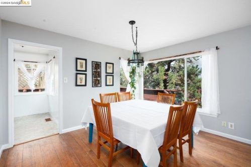 2020 Encima Dr, Concord, CA 94519-2210