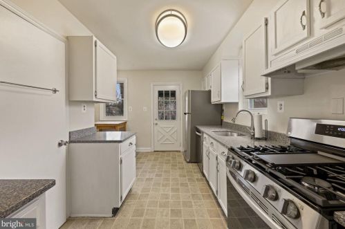 9408 Ocala St, Silver Spring MD 20901-3049 exterior