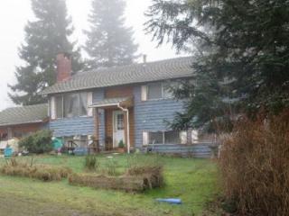 818 14th St, Kamilche, WA 98584-4018