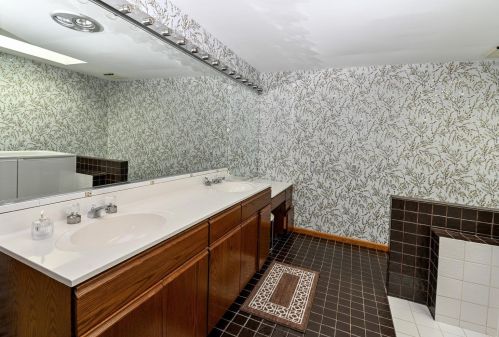 601 Chardonnay Rdg, Cincinnati OH 45226-1732 exterior