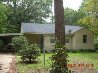 916 8th Ave, Albany, GA 31701-1507