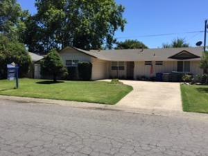 2073 Sycamore Dr, Redding, CA 96001-4837