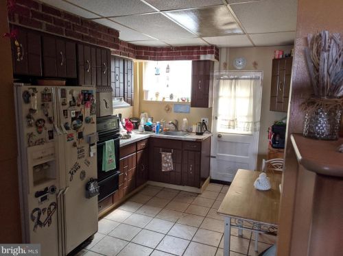 6043 Keystone St, Philadelphia PA 19135-2814 exterior