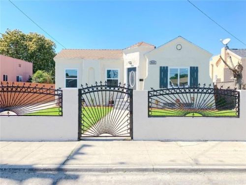 923 Pearl Ave, Compton, CA 90221-2119