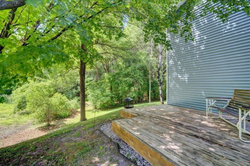 3735 Greensboro Dr, Saint Paul MN  55123-2242 exterior
